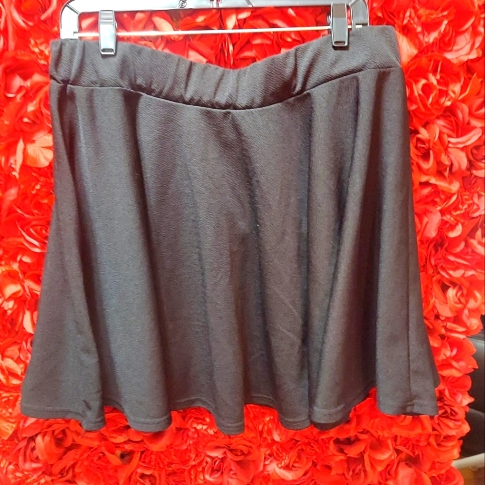 Shein Women's Size 2XL Flowy Mini Skirt